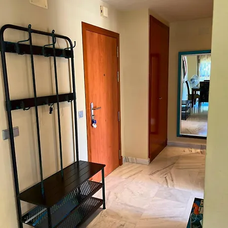 Elegant In Benahavis With Shared Pool 100 M² *
