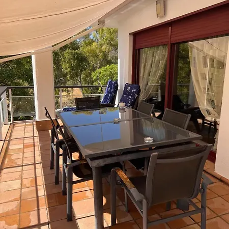 Elegant In Benahavis With Shared Pool 100 M² Estepona